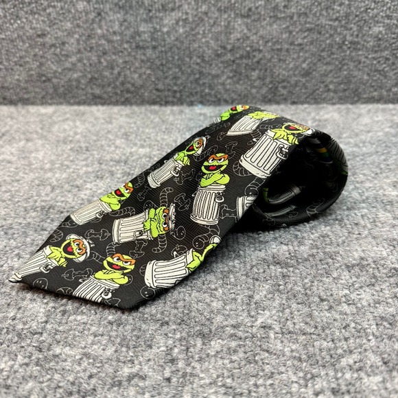 Sesame Street Oscar the Grouch Mens Neck Tie Black Green Polyester Fun - Picture 2 of 7
